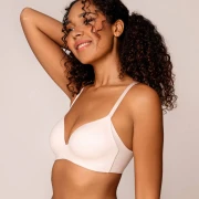 2x Royal Delite Lounge Bra, color Black & Sunkiss