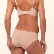 2x Shorty Miracle sustainable, color nude