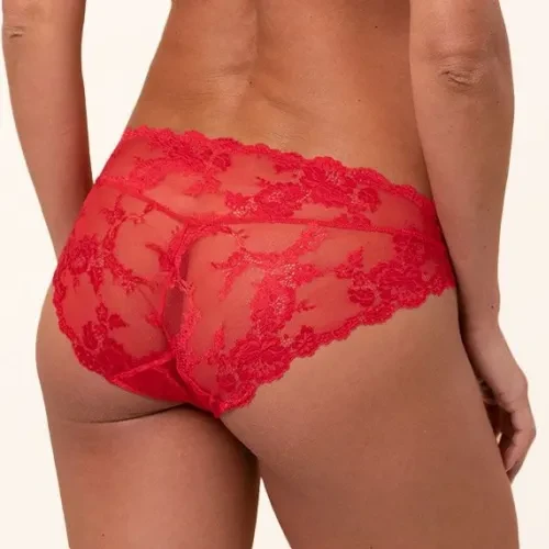 Une brassière en dentelle au maintien parfait