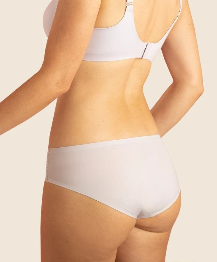 Shorty Fit classique, couleur Taupe Pâle