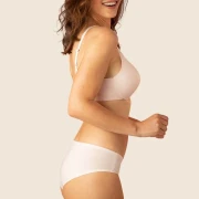 Shorty Fit classique, couleur rose pêche