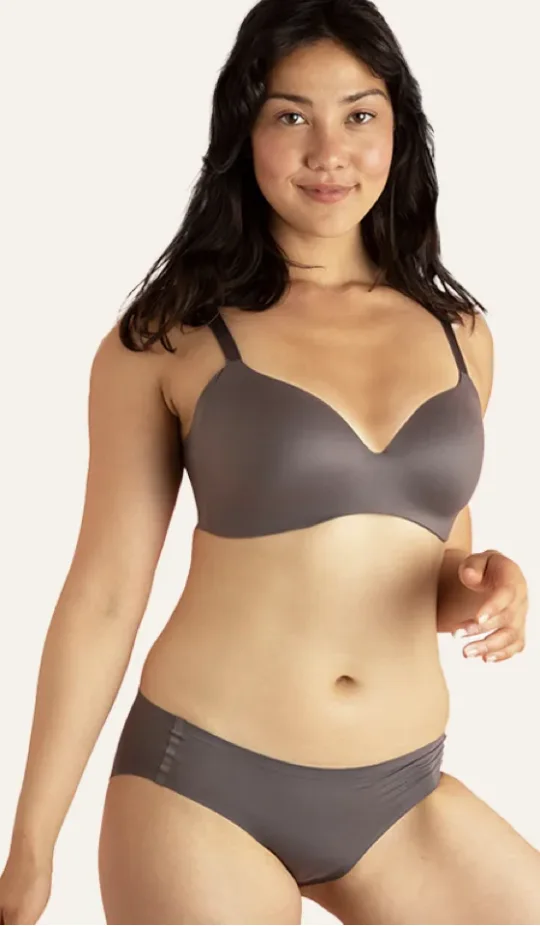 Sujetadores para mujeres con curvas y pecho peque&ntilde;o